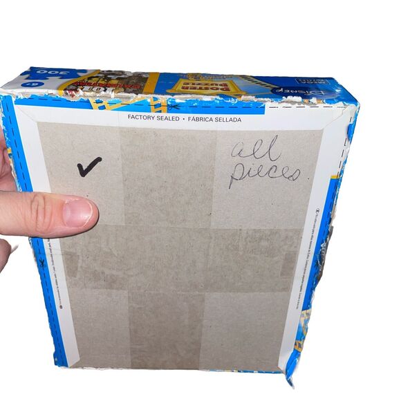 Disney Animation 101 Dalmatians Puzzle Poster 300 Piece Mega Puzzles - Picture 6 of 6